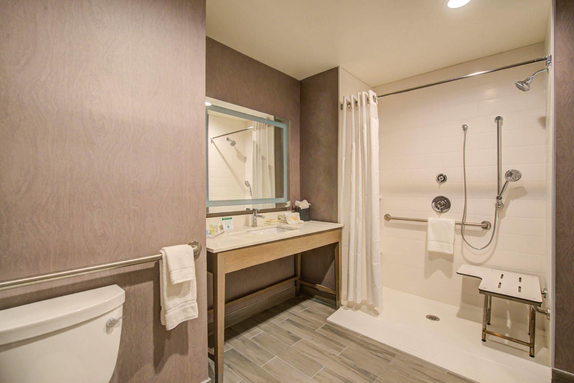 Holiday Inn Hotel & Suites - Houston West - Katy Mills By Ihg Exterior foto